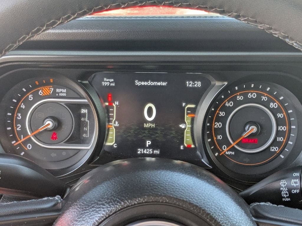 Thumbnail: 2025 Jeep Wrangler - 19