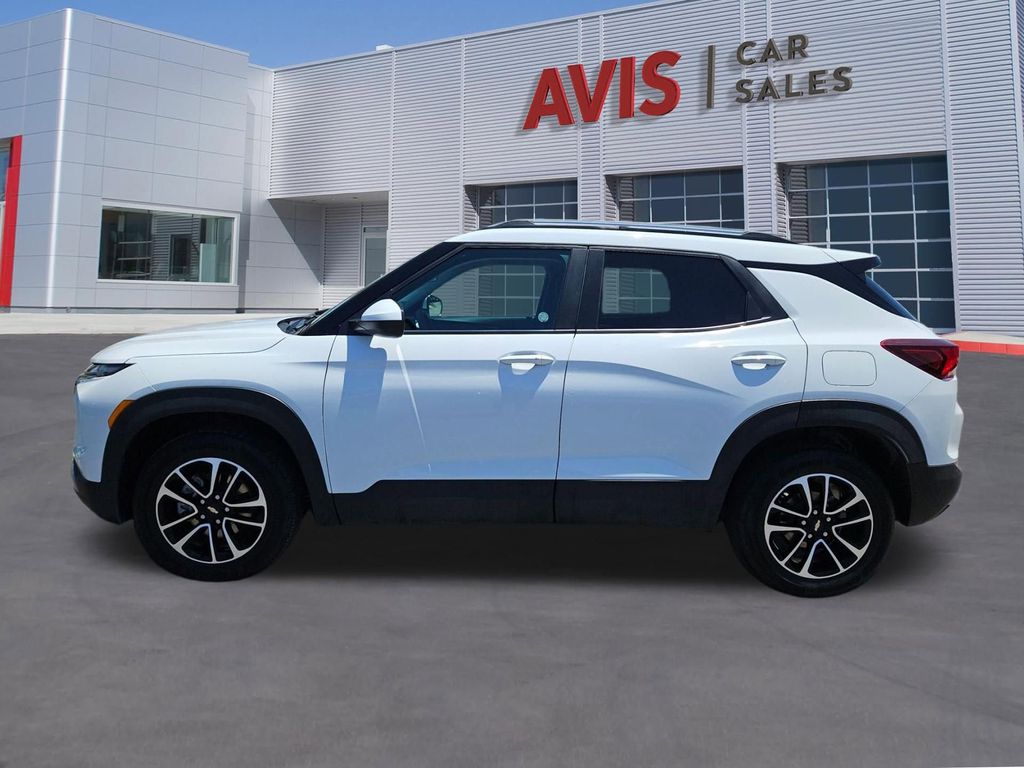 Thumbnail: 2025 Chevrolet TrailBlazer - 2