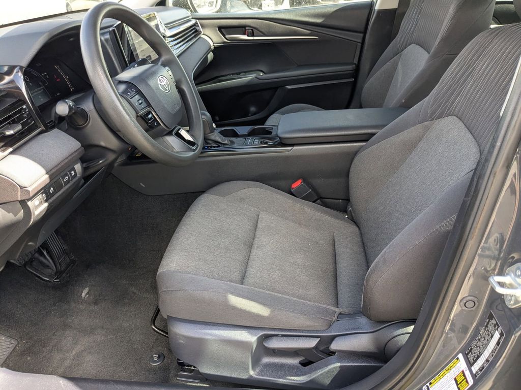 Thumbnail: 2025 Toyota Camry - 11