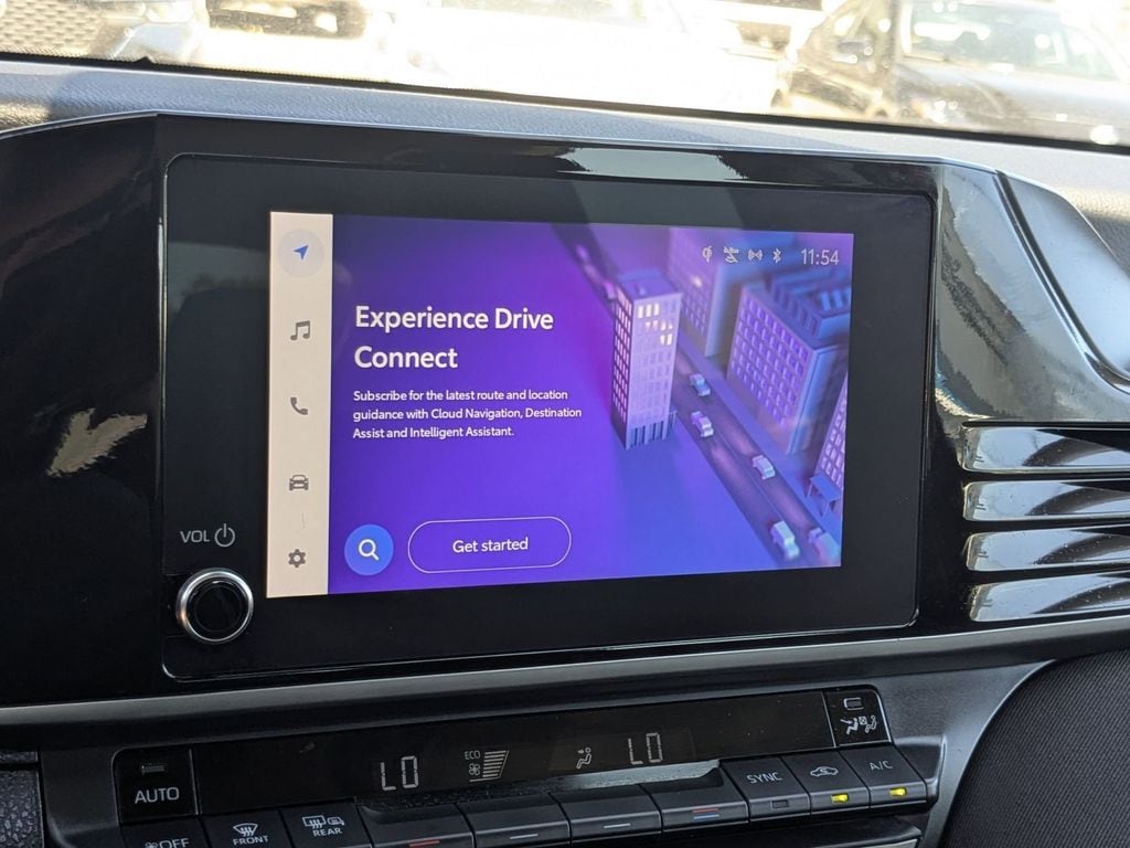 Thumbnail: 2025 Toyota Camry - 20