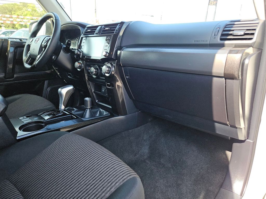 Thumbnail: 2024 Toyota 4Runner - 30