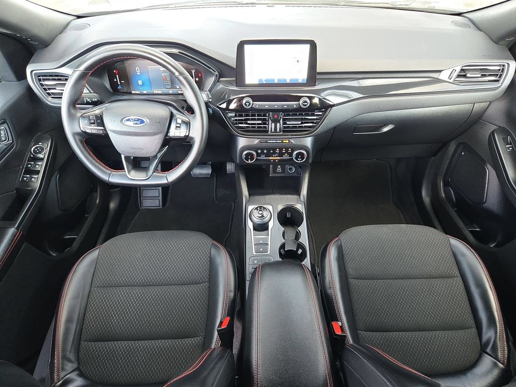 2025 Ford Escape ST-Line - Photo 19