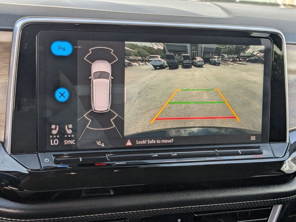 Thumbnail: 2025 Volkswagen Atlas - 21