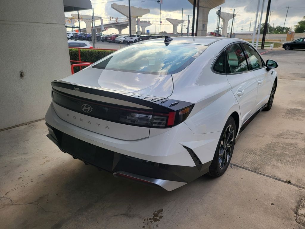Thumbnail: 2025 Hyundai Sonata - 8