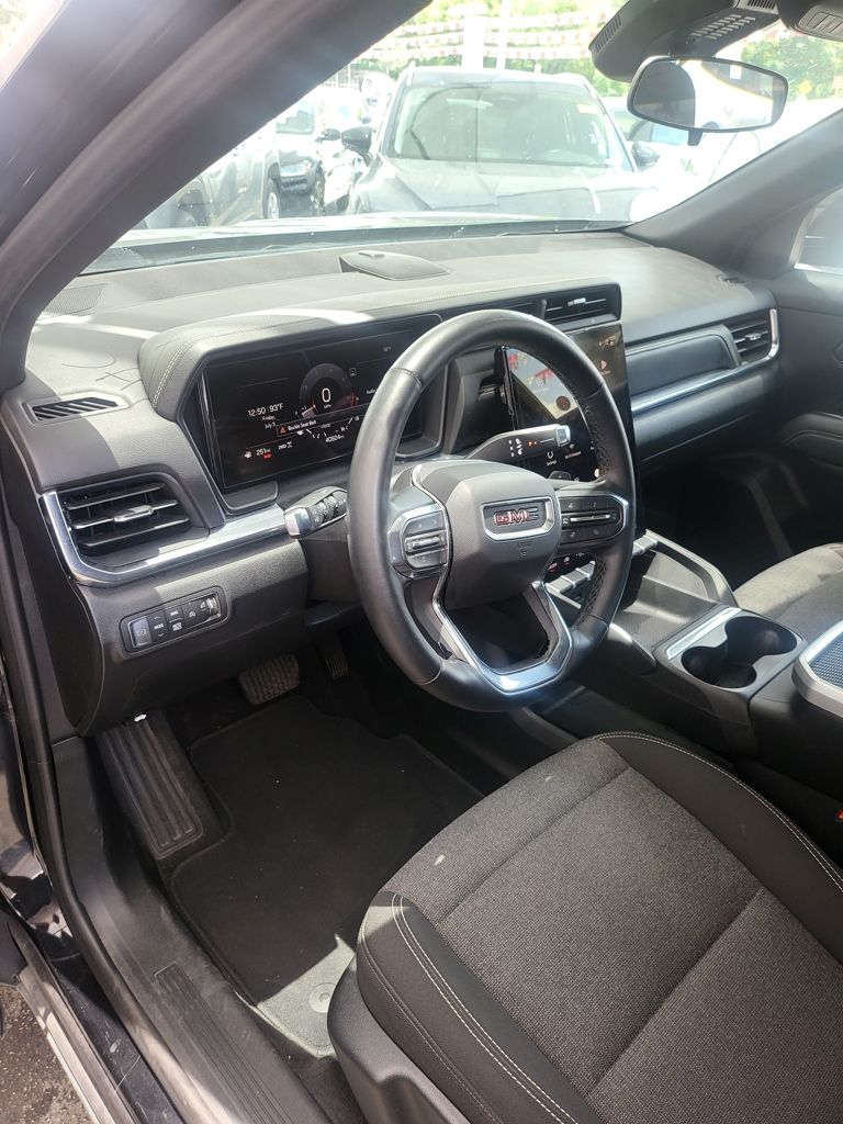 Thumbnail: 2025 GMC Terrain - 3