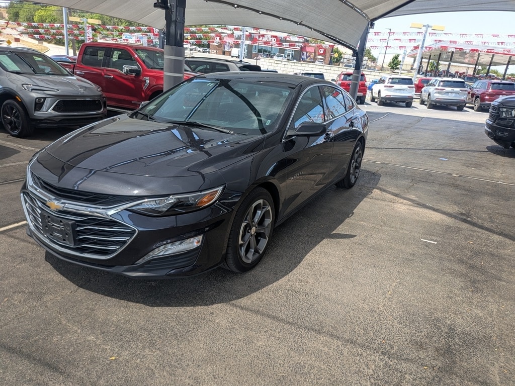 Thumbnail: 2023 Chevrolet Malibu - 1
