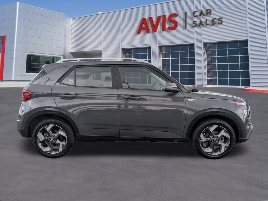 Thumbnail: 2025 Hyundai Venue - 2