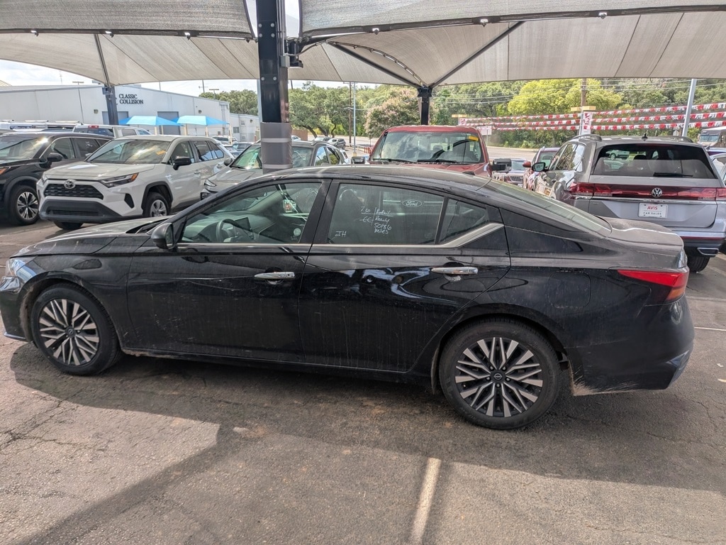 Thumbnail: 2024 Nissan Altima - 6