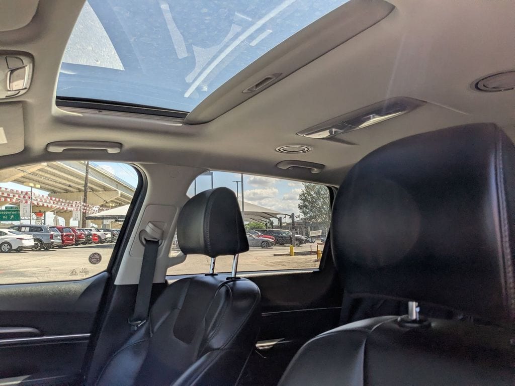 Thumbnail: 2025 Kia Telluride - 17