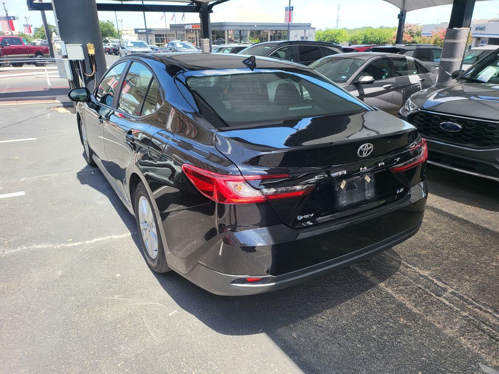 Thumbnail: 2025 Toyota Camry - 9