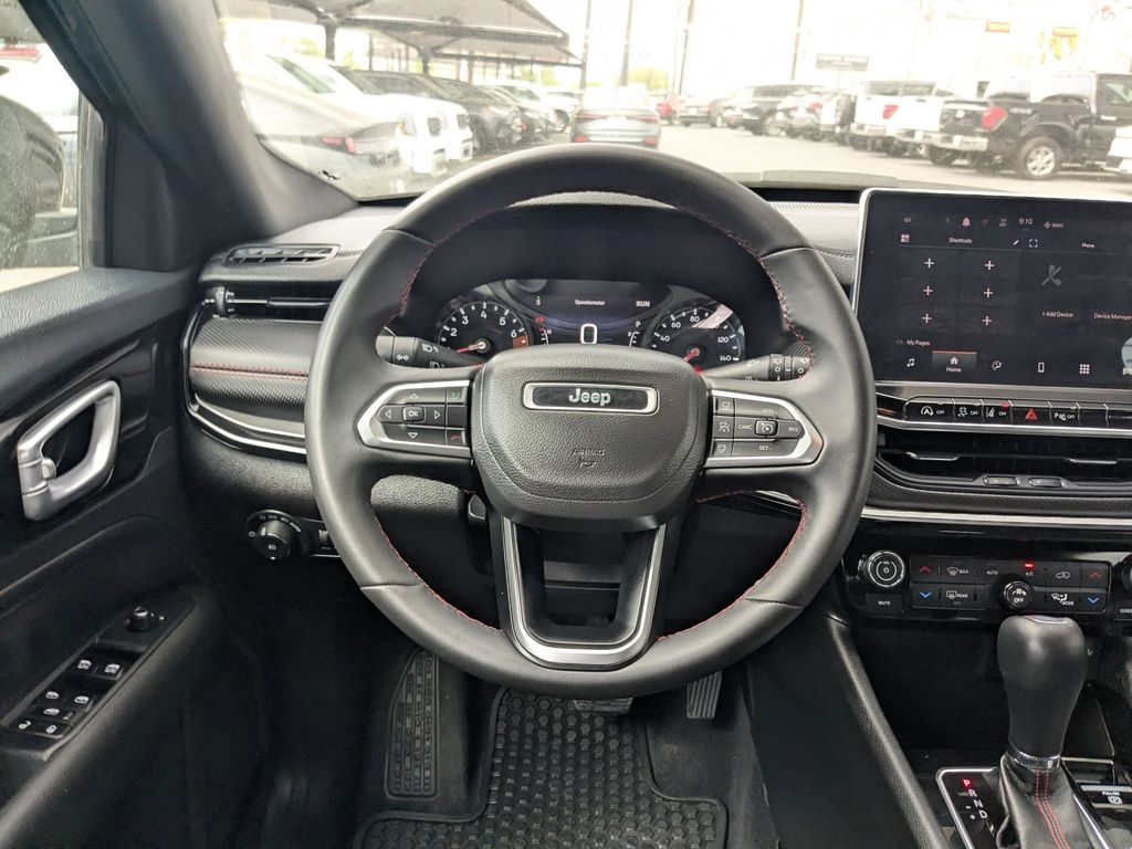 Thumbnail: 2025 Jeep Compass - 28