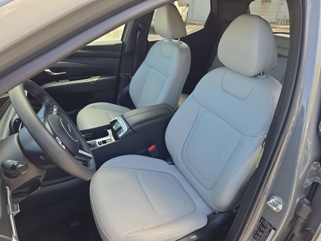 2025 Hyundai Santa Cruz SEL - Photo 16