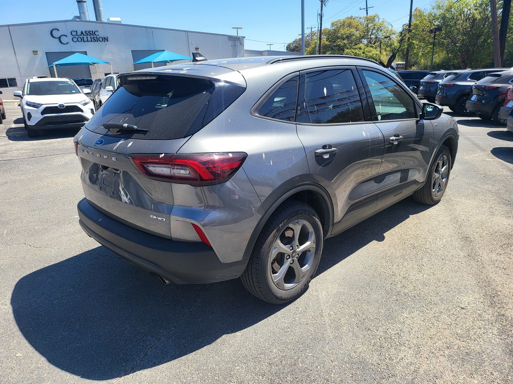 Thumbnail: 2025 Ford Escape - 14