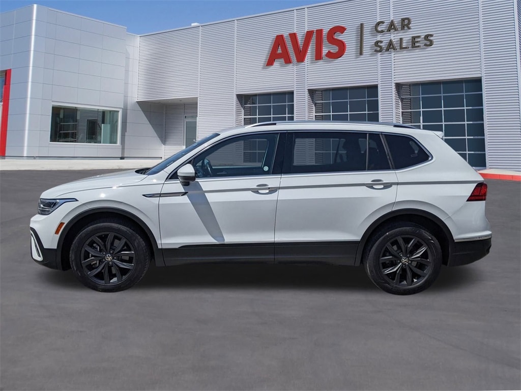 Thumbnail: 2024 Volkswagen Tiguan - 10