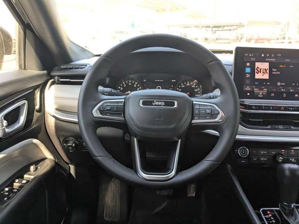 Thumbnail: 2025 Jeep Compass - 25