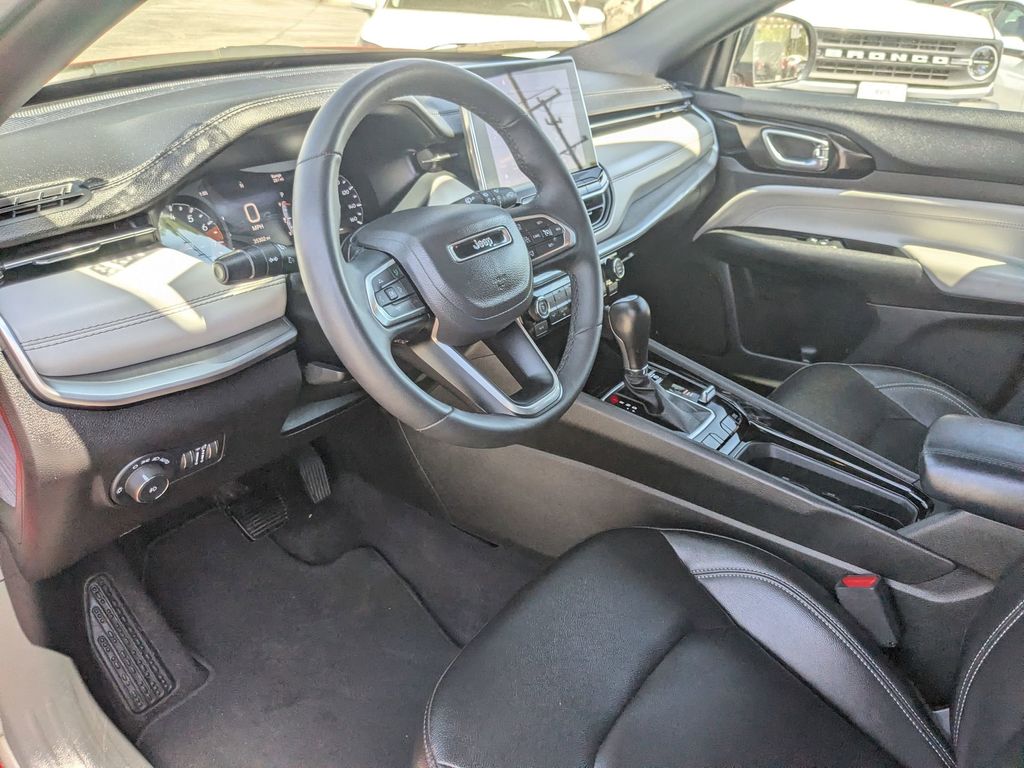 Thumbnail: 2025 Jeep Compass - 13