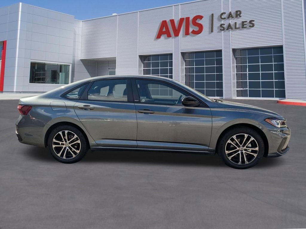 Thumbnail: 2025 Volkswagen Jetta - 7