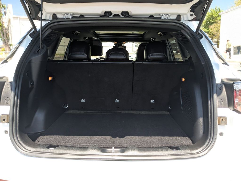 Thumbnail: 2025 Jeep Compass - 26