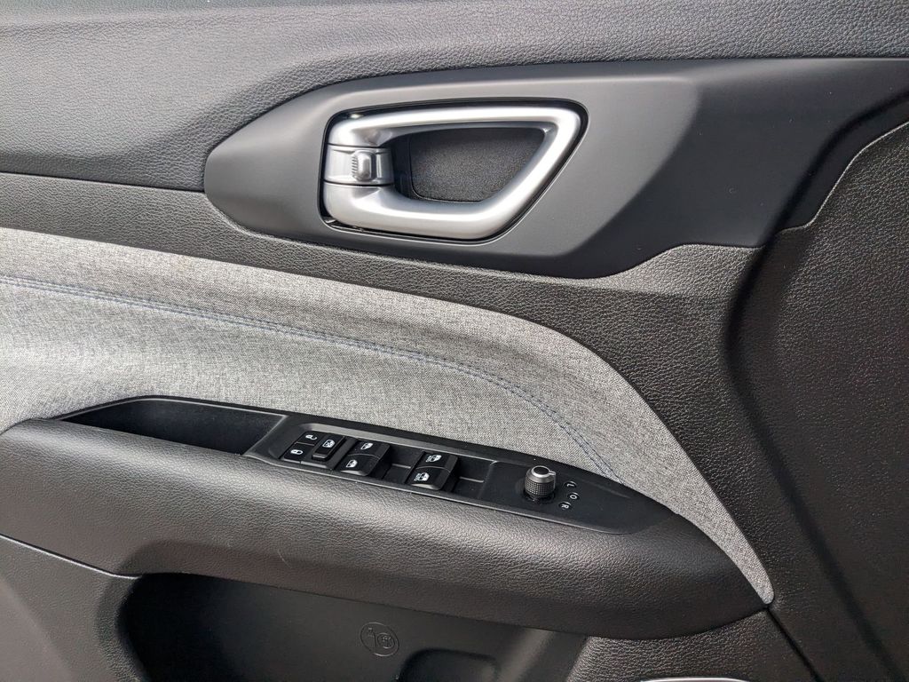 Thumbnail: 2025 Jeep Compass - 16