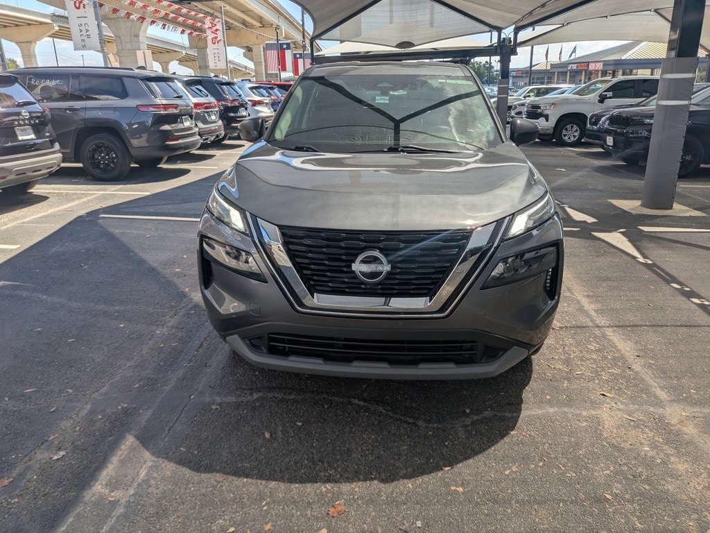Thumbnail: 2023 Nissan Rogue - 2