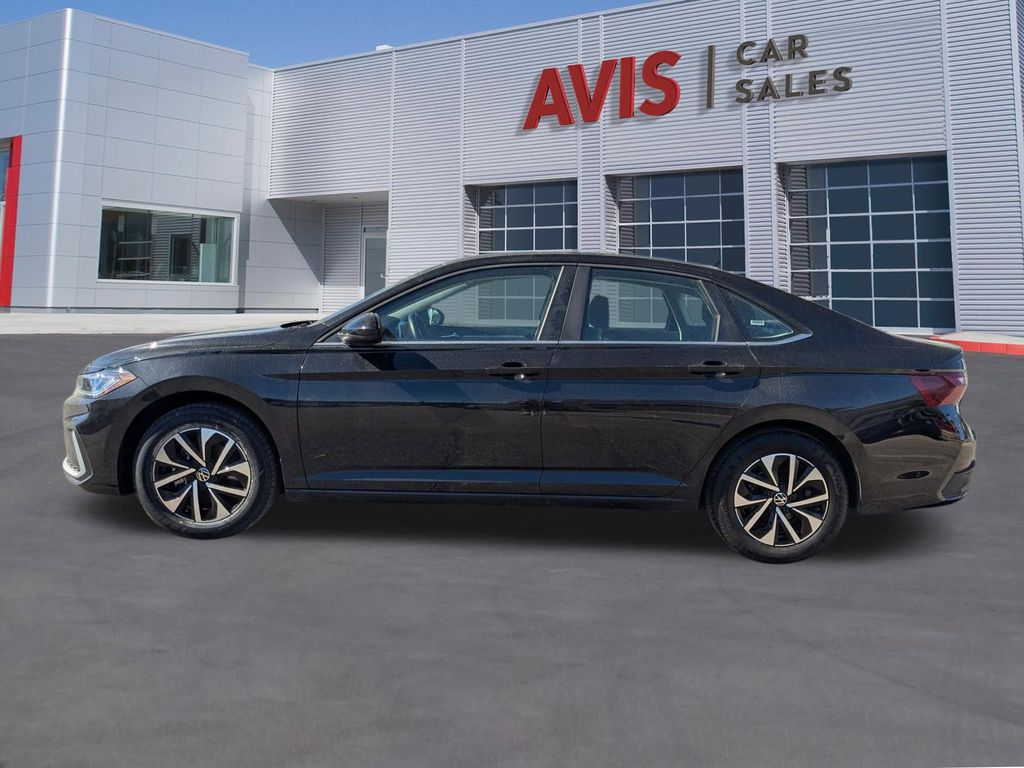 Thumbnail: 2025 Volkswagen Jetta - 2