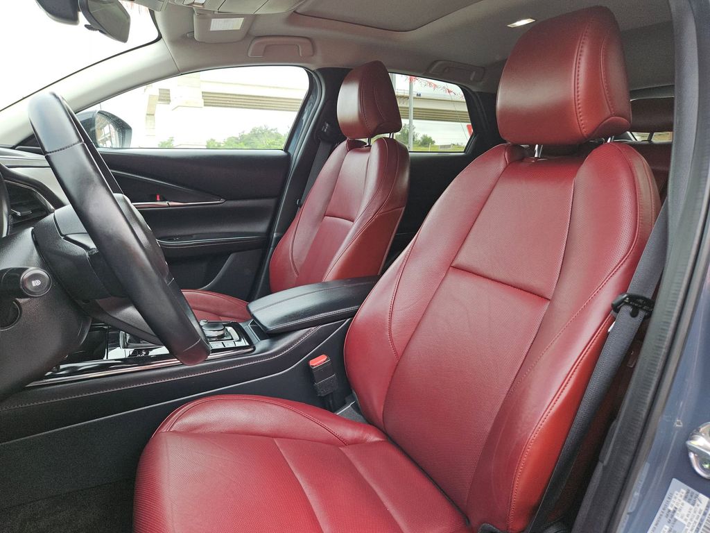 Thumbnail: 2025 Mazda CX-30 - 16