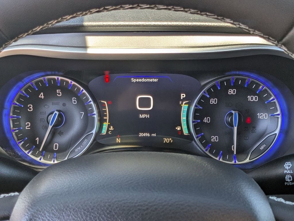 Thumbnail: 2025 Chrysler Pacifica - 17