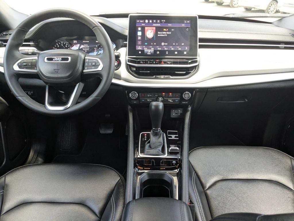 Thumbnail: 2025 Jeep Compass - 23