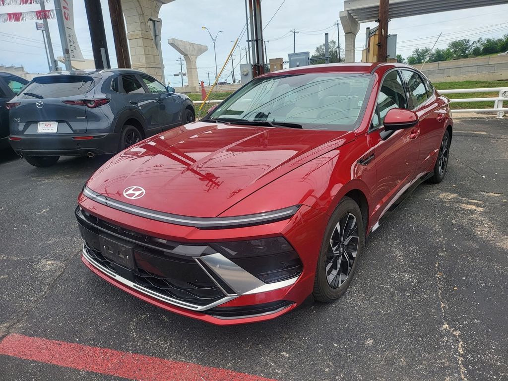 2025 Hyundai Sonata SEL's photo