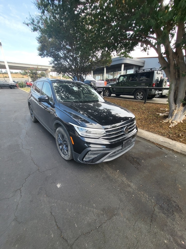 Thumbnail: 2024 Volkswagen Tiguan - 4