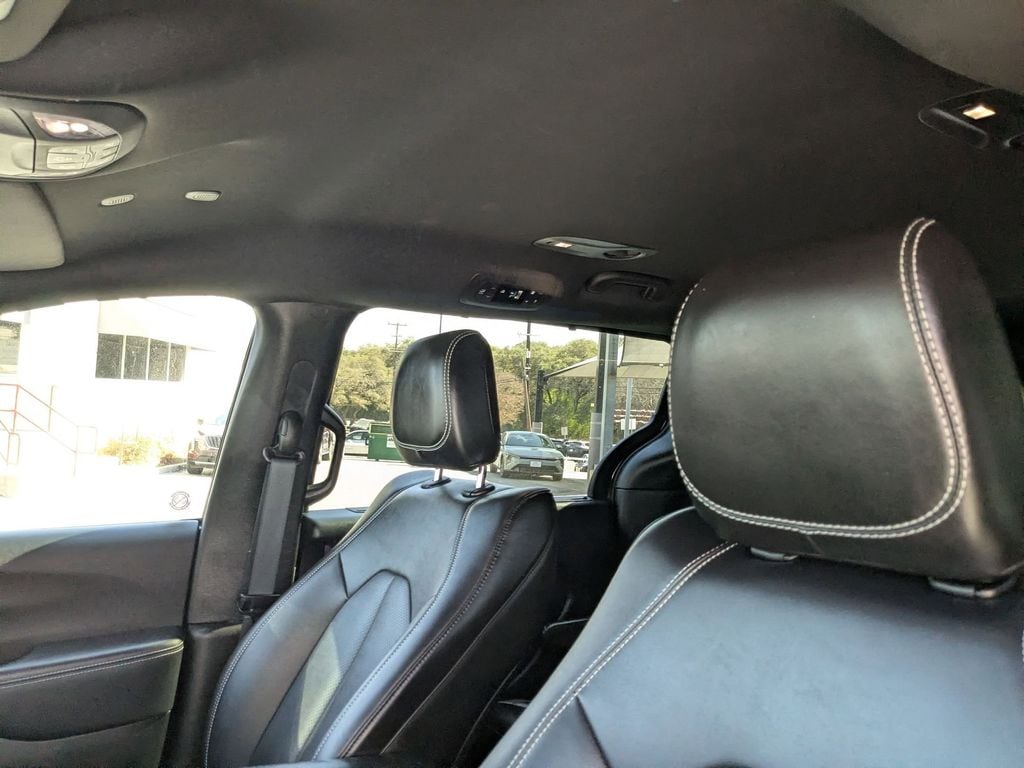 Thumbnail: 2025 Chrysler Pacifica - 22