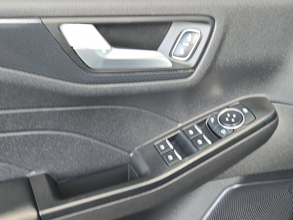 2025 Ford Escape ST-Line - Photo 15