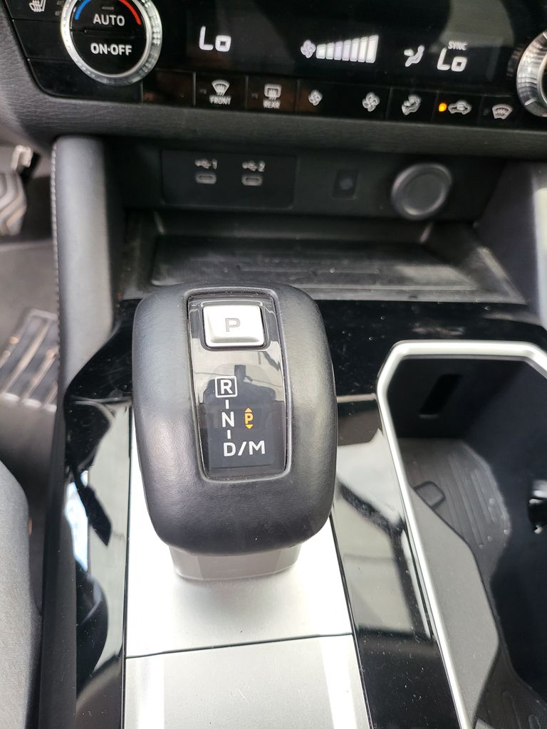 Thumbnail: 2025 Mitsubishi Outlander - 6