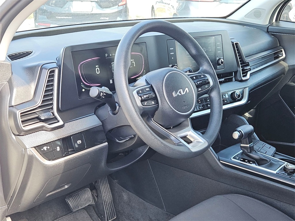 Thumbnail: 2023 Kia Sportage - 10