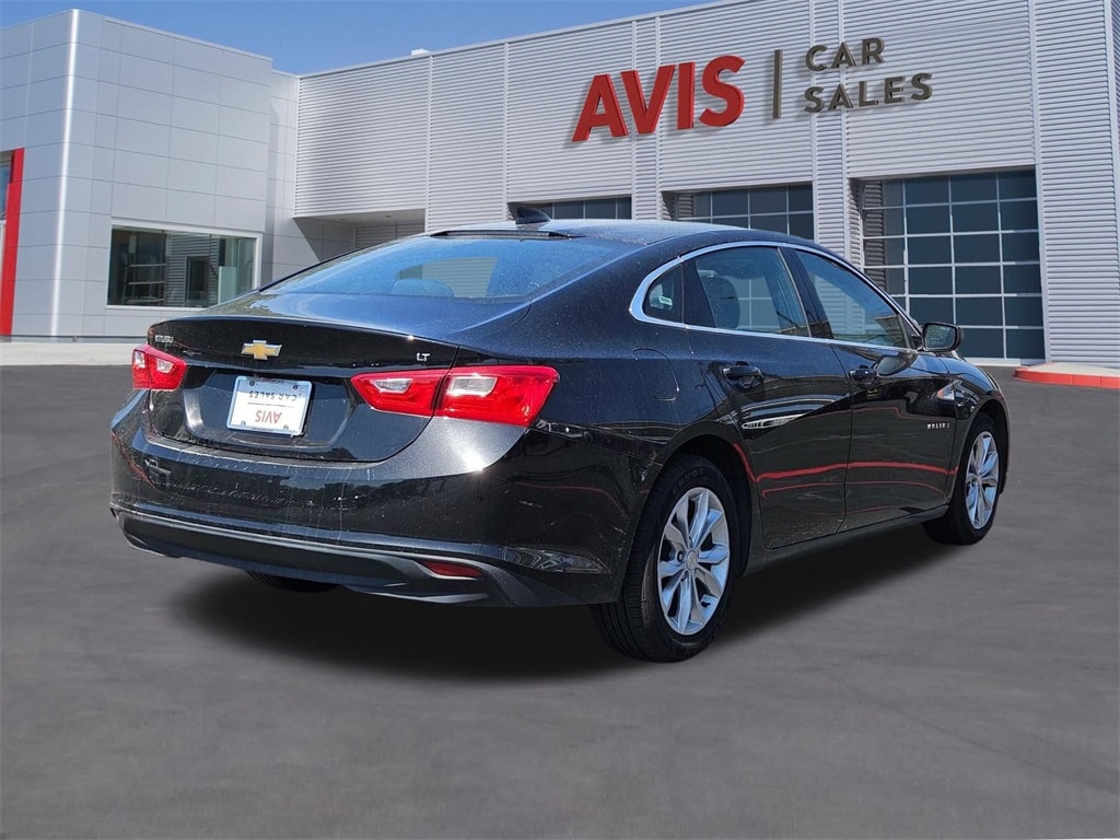 Thumbnail: 2023 Chevrolet Malibu - 6