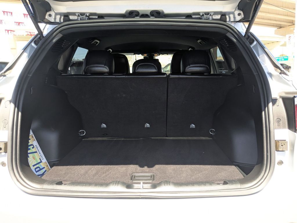 Thumbnail: 2025 Jeep Compass - 27