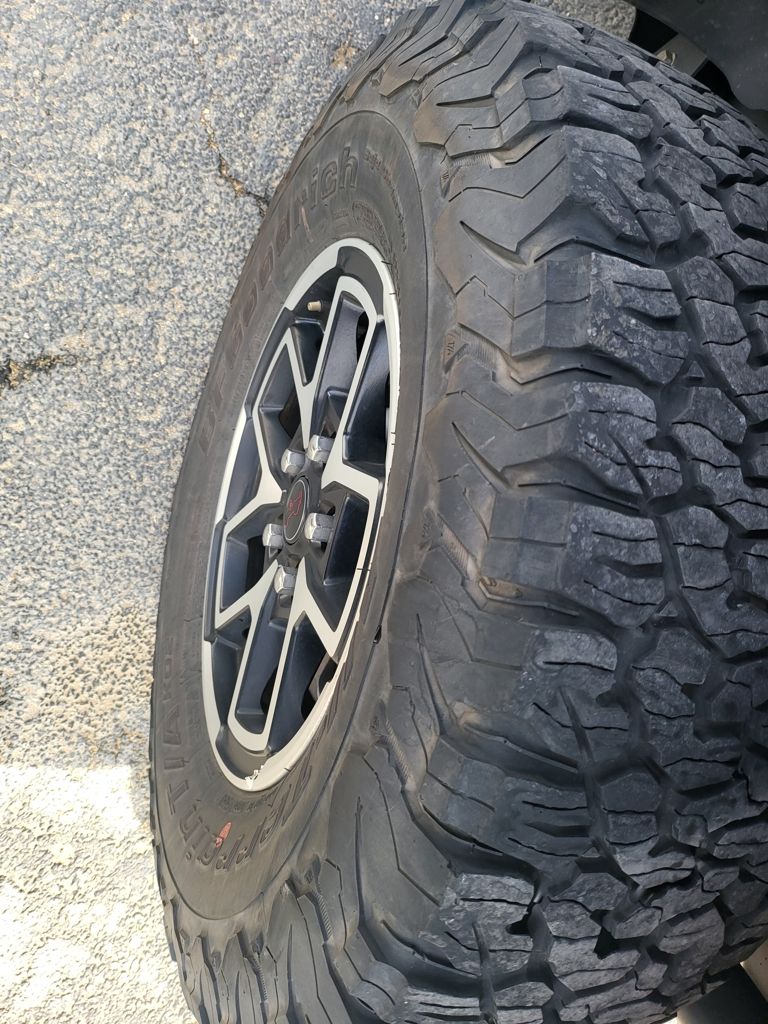 Thumbnail: 2025 Jeep Wrangler - 6