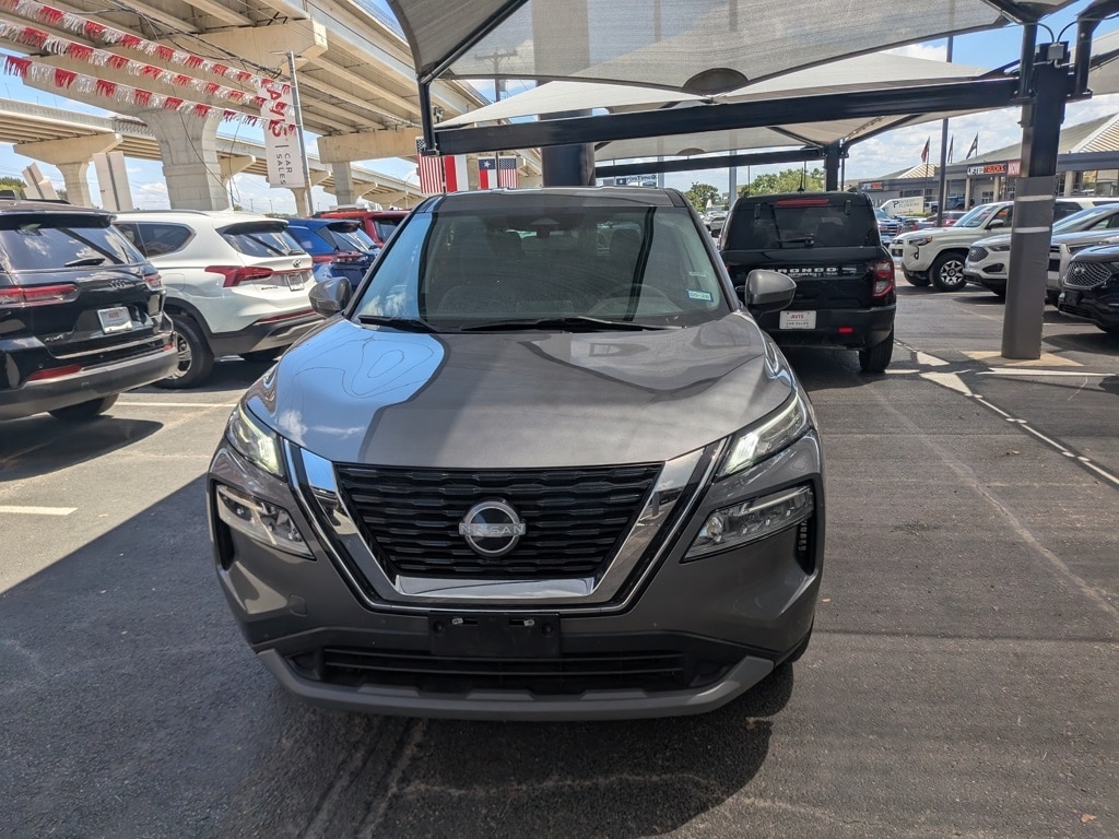 Thumbnail: 2023 Nissan Rogue - 2