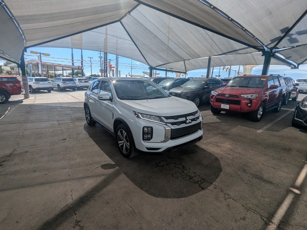 Thumbnail: 2024 Mitsubishi Outlander Sport - 5