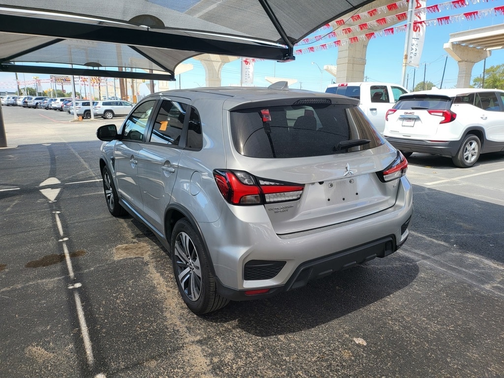 Thumbnail: 2024 Mitsubishi Outlander Sport - 9