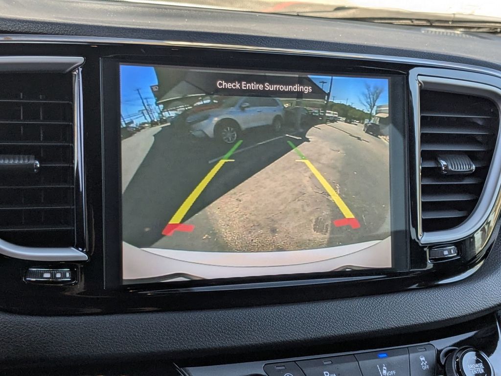 Thumbnail: 2025 Chrysler Pacifica - 20