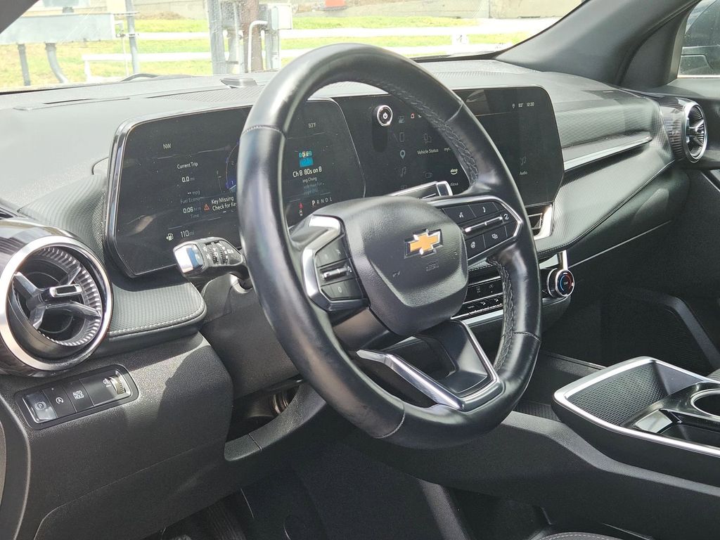 Thumbnail: 2025 Chevrolet Equinox - 13