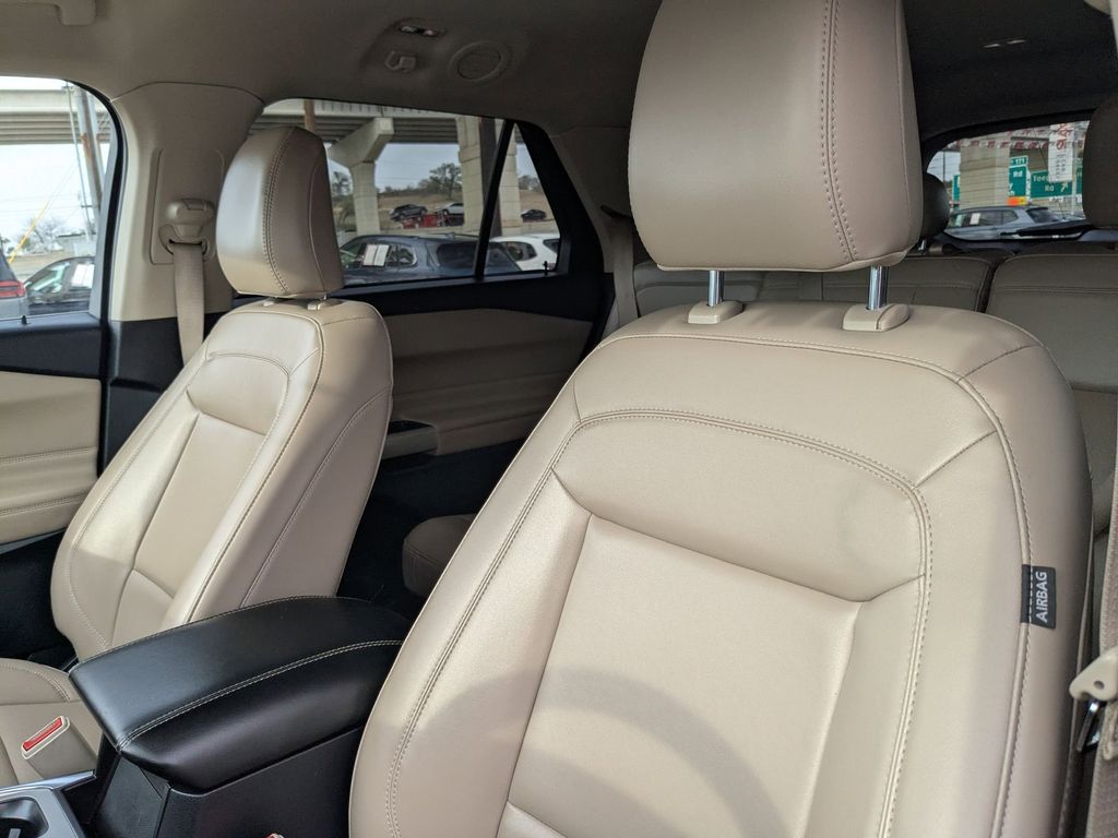 Thumbnail: 2023 Ford Explorer - 15