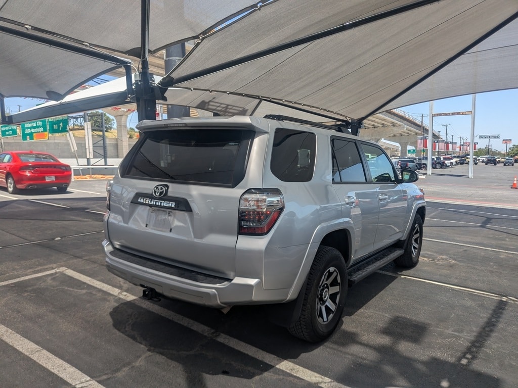 Thumbnail: 2024 Toyota 4Runner - 7