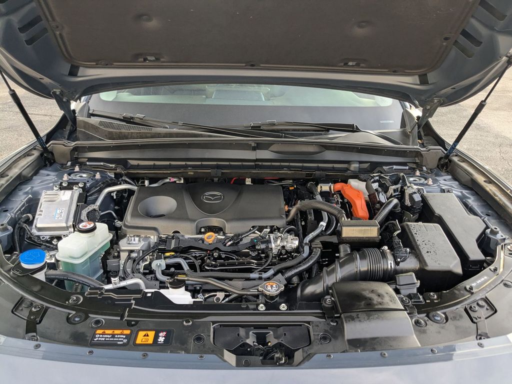 Thumbnail: 2025 Mazda CX-50 - 28