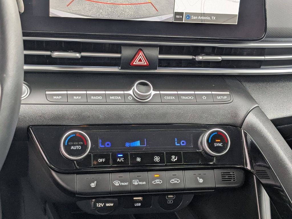 Thumbnail: 2025 Hyundai Elantra - 21