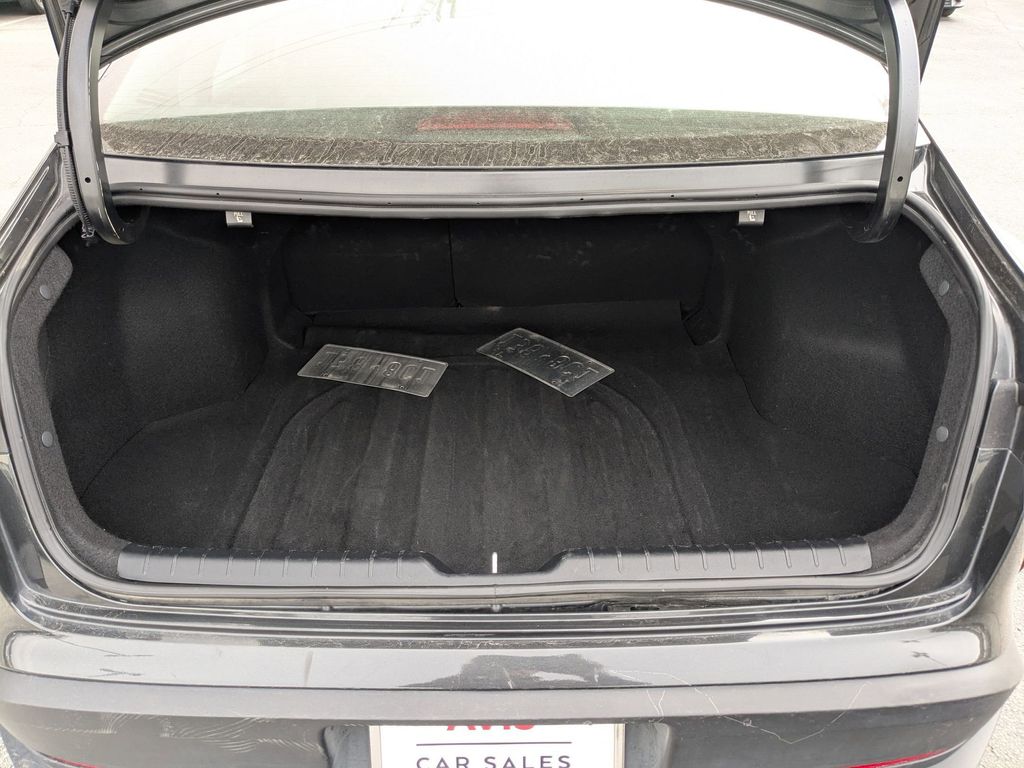 Thumbnail: 2025 Kia K4 - 28