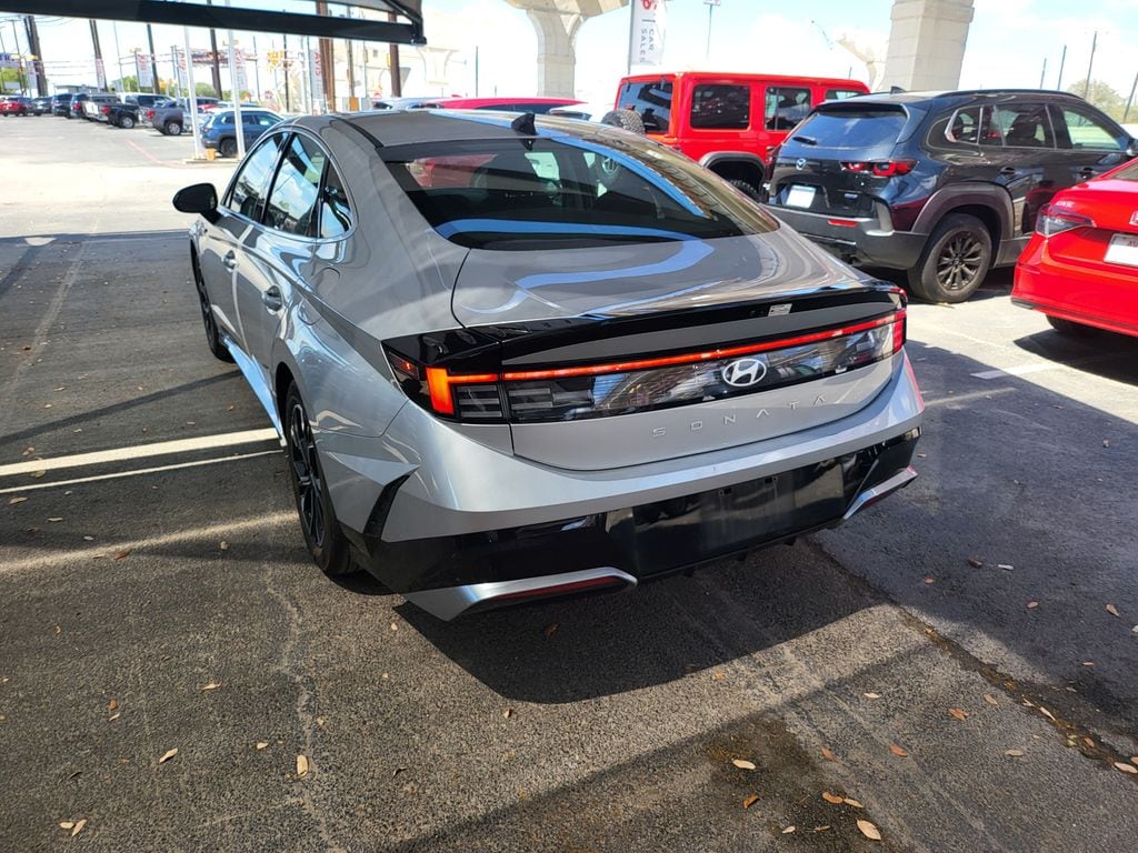 Thumbnail: 2025 Hyundai Sonata - 10