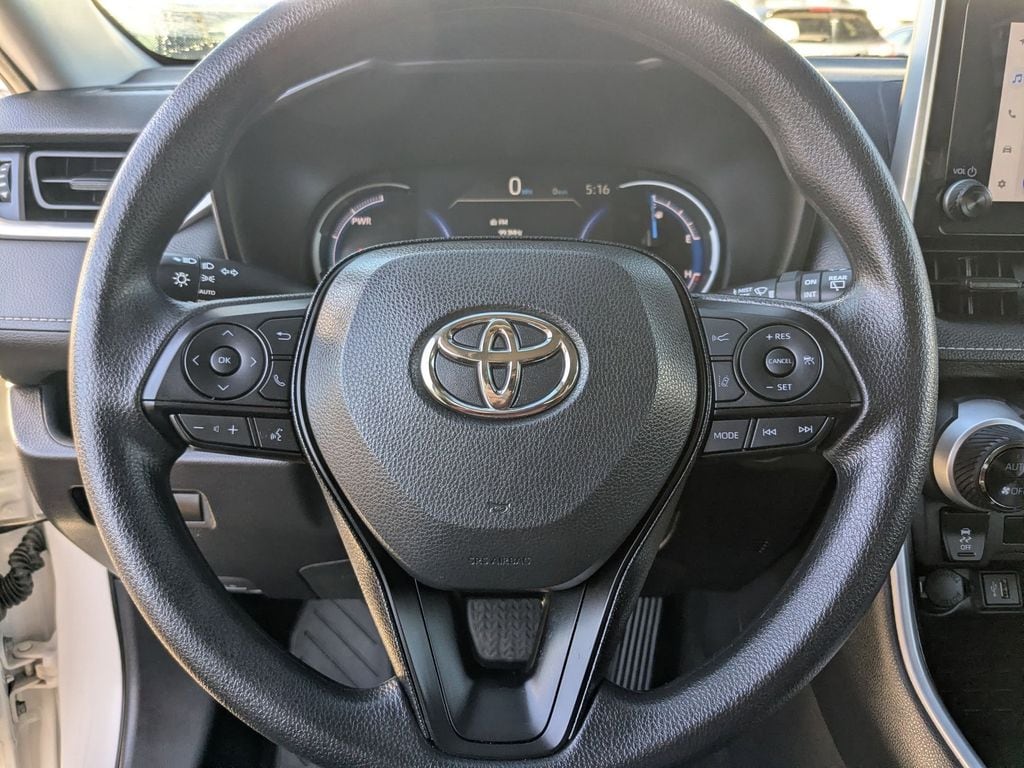 Thumbnail: 2025 Toyota RAV4 - 15