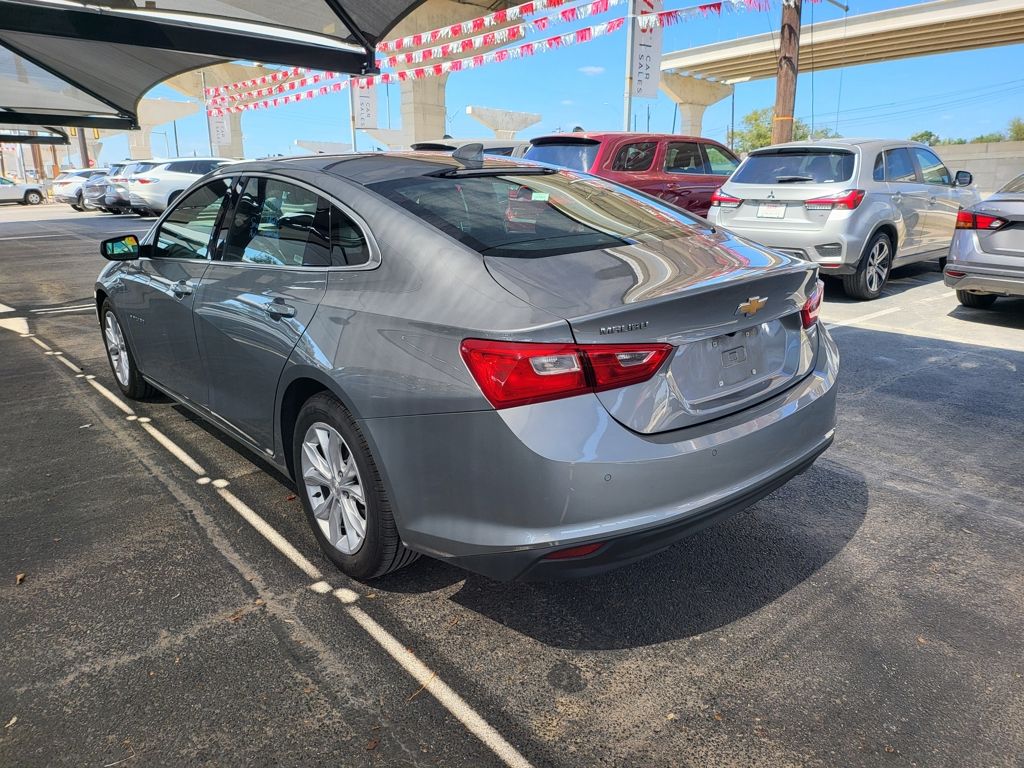 Thumbnail: 2024 Chevrolet Malibu - 4